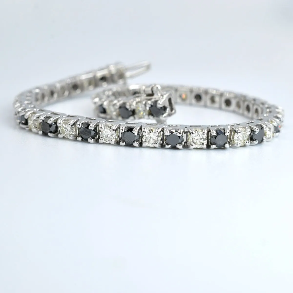 2.00-10.50 CT Round Cut Black Diamonds & Diamonds - Tennis Bracelet