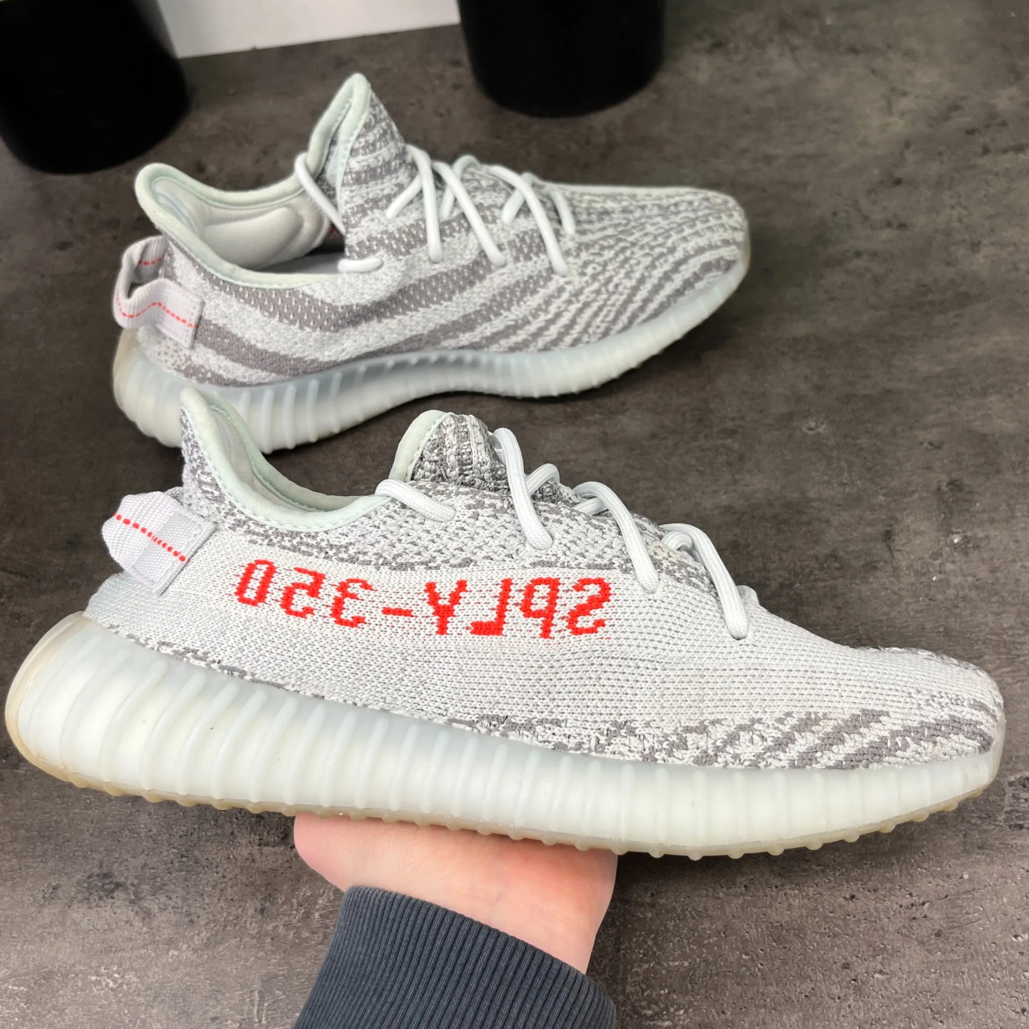 Men's 350 V2 Blue Tint Low Trainers Blue Size EU 40.5 / UK 6.5