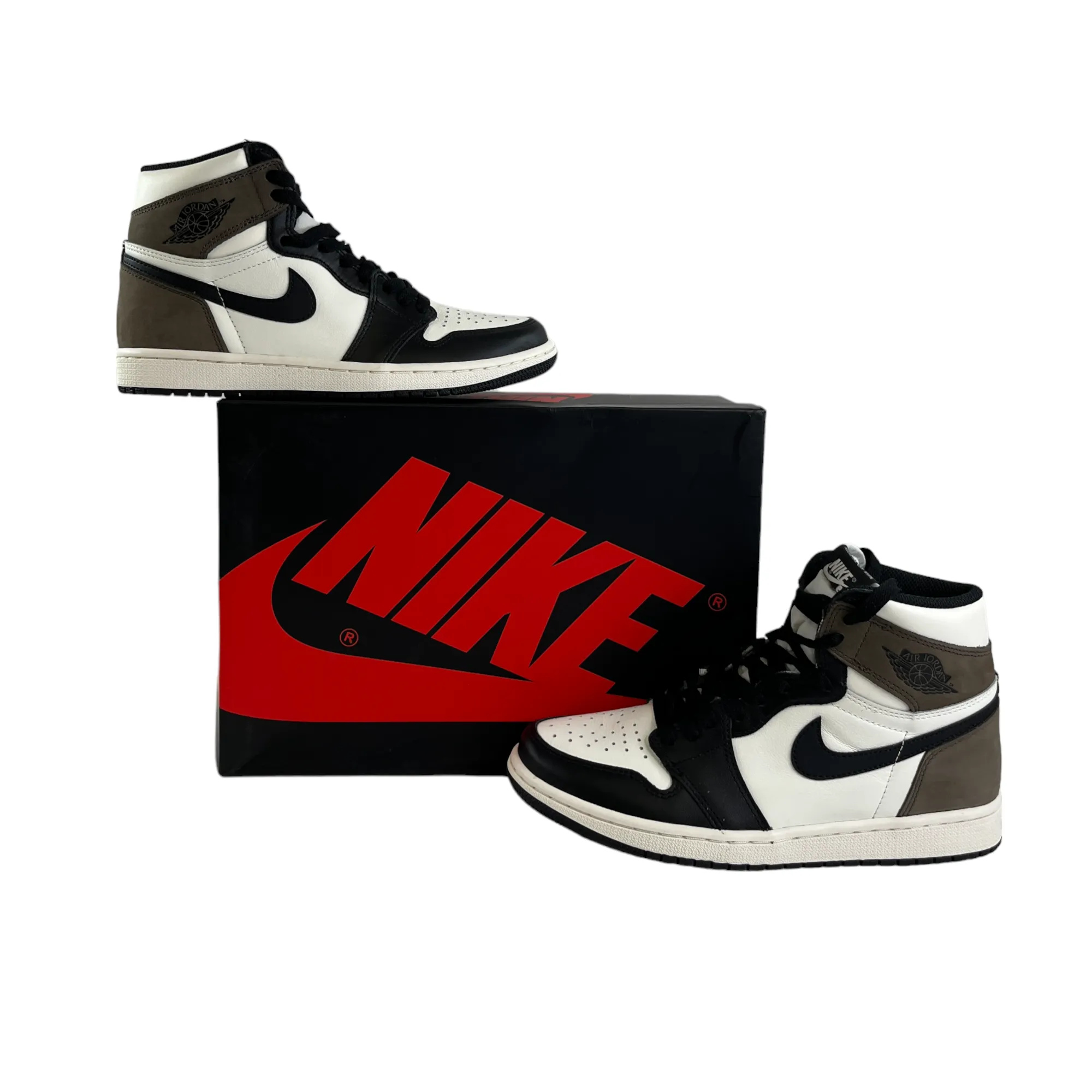 Men's Air Jordan 1 "Mocha" High Trainers White Size EU 40.5 / UK 6.5