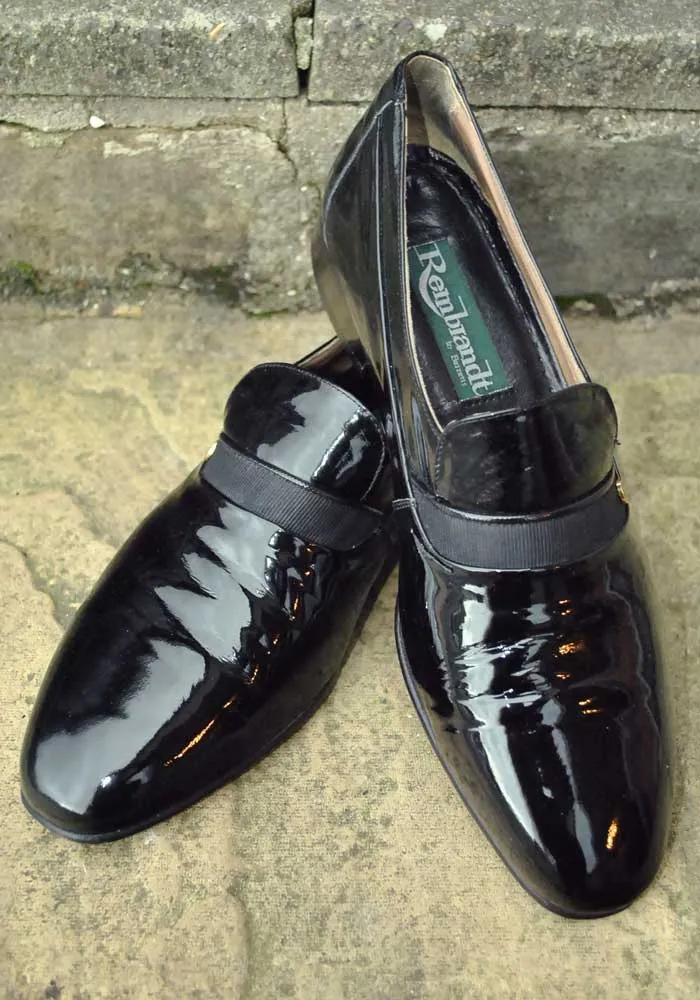 Men's Slip On Patent Leather Dress Shoes • Size 9 • By Rembrant