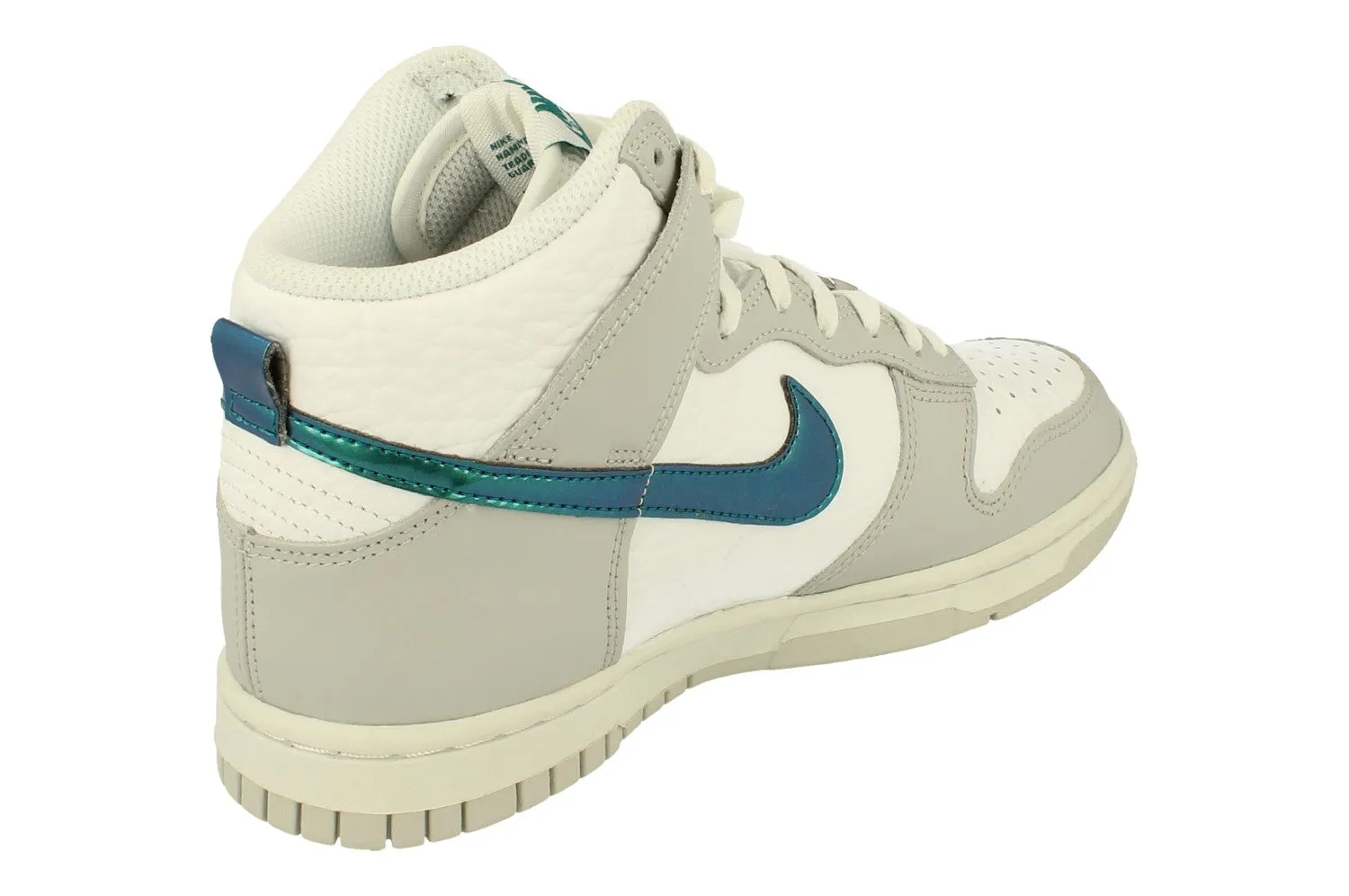 Nike Womens Dunk Hi Fls Trainers DR7855 100