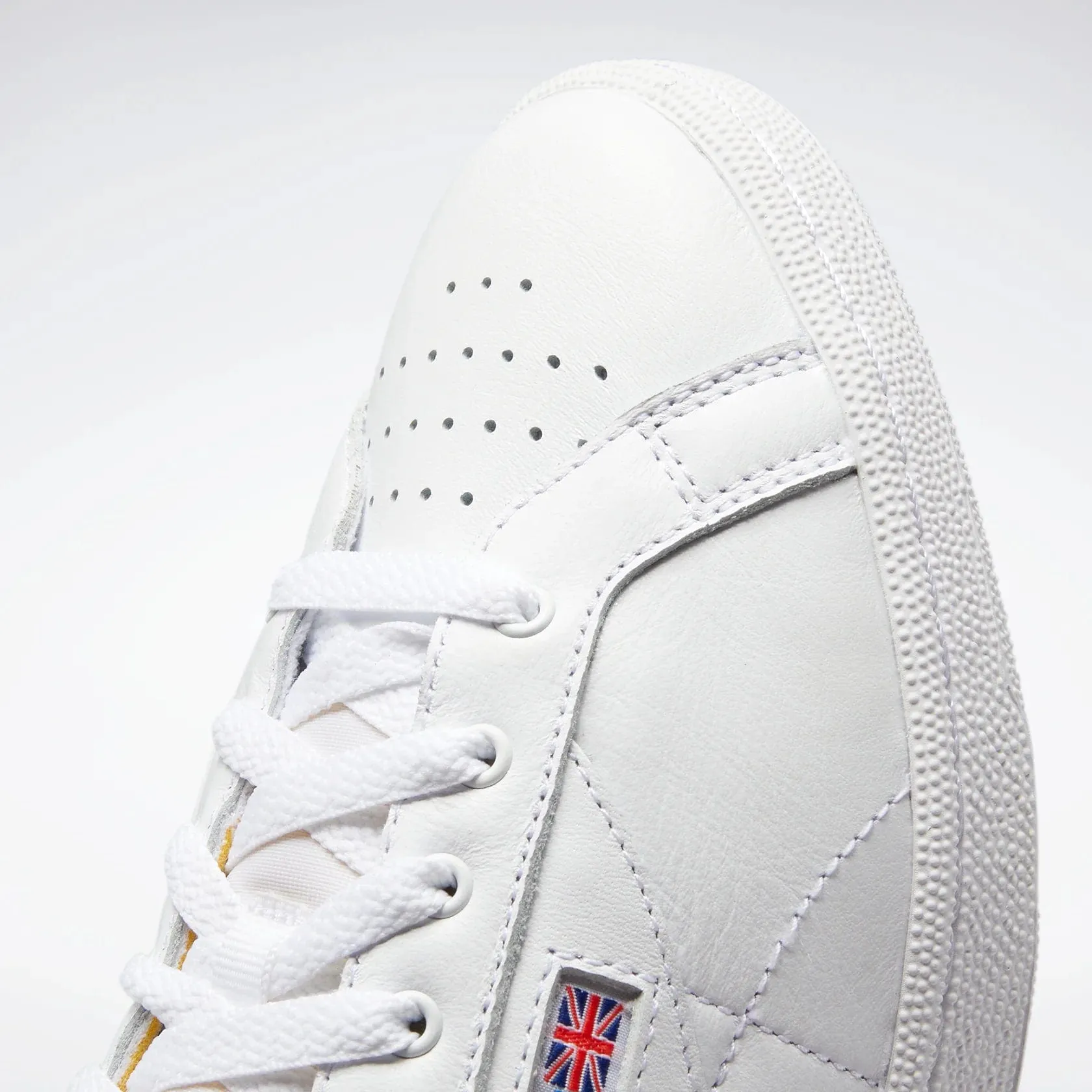 REEBOK MEN'S CLUB C GROUND WHITE SHOES